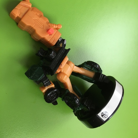 AUTOBOT Attacktix battle action figure piece 2005 HASBRO 30 overhaul sacrifice - Picture 5 of 6